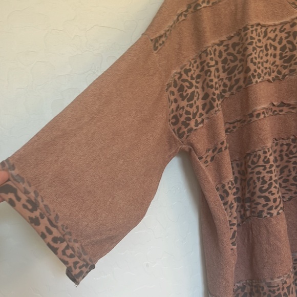 POL leopard high low top - Picture 2 of 4